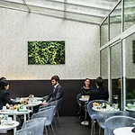 Le Quartier Bercy-square 3* París