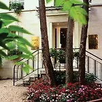 Hotel Le Quartier Bercy-square París