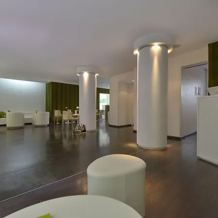 Le Quartier Bercy-square Отель 3*