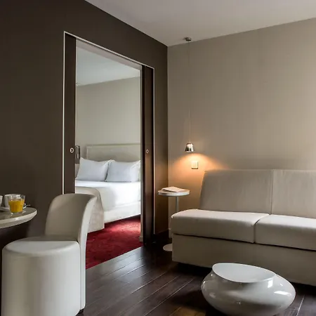 Hotel Le Quartier Bercy-square 3*