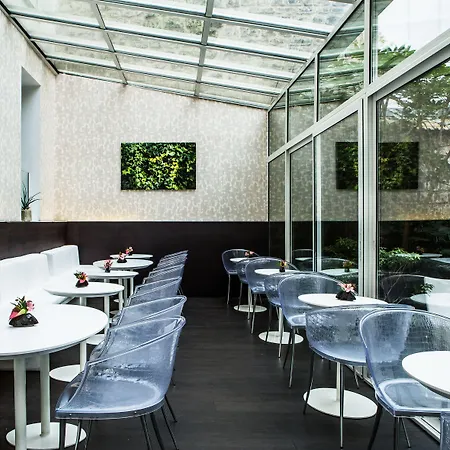 Le Quartier Bercy-square 3* Paris