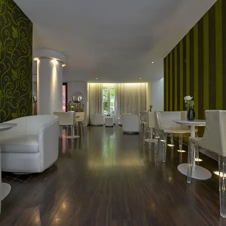 Hotel Le Quartier Bercy-square