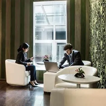 Le Quartier Bercy-square 3*