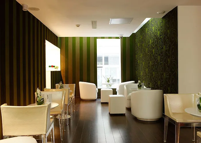 Le Quartier Bercy-square 3*