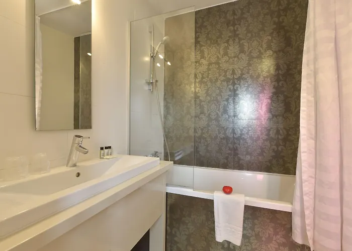 Le Quartier Bercy-square Hotel 3*