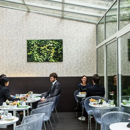 Le Quartier Bercy-square 3* Paris