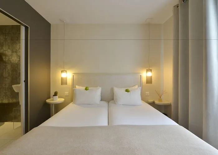 Hotel Le Quartier Bercy-square París