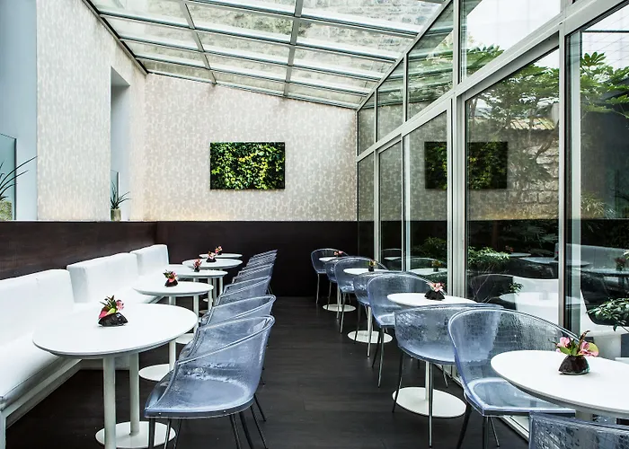 Le Quartier Bercy-square 3* París